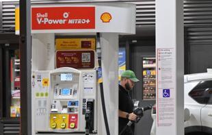 Higher crude prices fan inflation fears