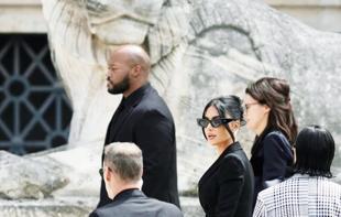 Kardashian awarded 1 euro for 2016 Paris robbery