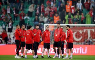Under pressure Türkiye to take on Belgium