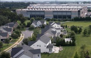 Amazon vows $1 billion for data center towns, decries myths