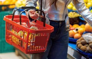 Turkish consumer confidence drops to 7.7 percent in October