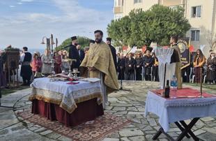 Hundreds gather in Silivri to honor Saint Nektarios