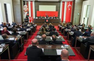 CHP brings seven new figures into leaner executive team