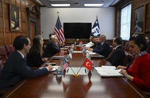 Trade minister says talks in US strengthened path toward $100 bln trade goal