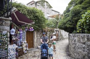 Turkish tour operators relaunch Montenegro routes as visa restrictions lift