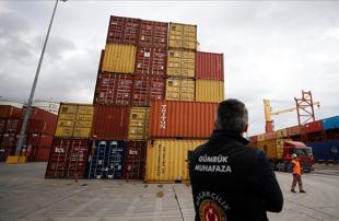 Türkiye seizes $2.2 bln worth of smuggled goods this year