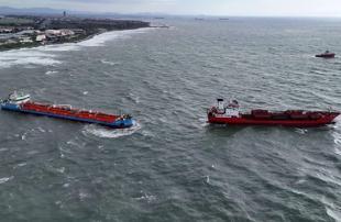 One tanker freed after minor collision at Istanbul coast