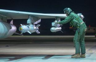 British, French warplanes strike suspected ISIL facility in Syria