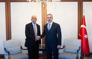 Turkish top diplomat meets US envoy over Syria developments