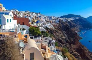 Turkish interest in Greek residency soars via Golden Visa scheme