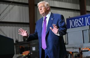 Trump says hes ordering release of data on UFOs and aliens