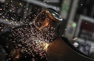 Türkiyes capacity utilization rate down in February