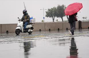 Türkiye braces for cold, rainy weather during Eid holiday