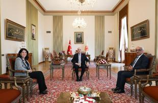 Parliament speaker holds talks with DEM Party MPs