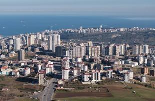 Housing market loses momentum as sales decline in March