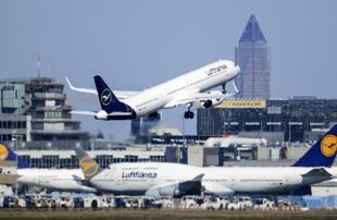 Lufthansa places $7.7 bln order for 20 long-haul planes