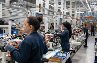 Türkiye’s unemployment rate edges down to 8.2 percent in first quarter