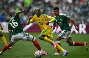 Co-hosts Mexico kick off World Cup with dramatic victory
