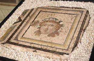 13th panel of the ‘Gypsy Girl’ mosaic returned to Türkiye