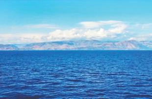Türkiye designates two new marine national parks