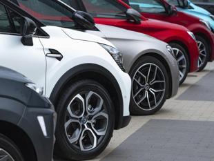 Long streak of auto price hikes may come to an end