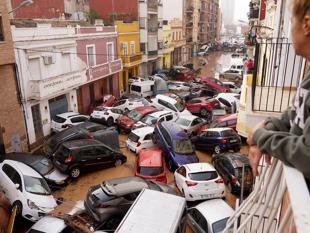 Thousands still marooned after devastating floods in Spain leave 205 dead