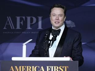 Musks possible meddling in UK politics stirs concern