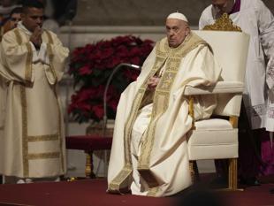 Popes somber message in Christmas under shadow of war