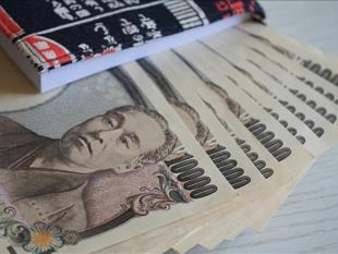 Japan concerned by yen wobbles ahead of stimulus