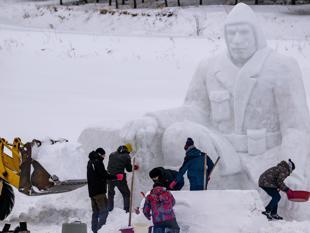 Snow sculpture completed in Kars ahead of Sarıkamış Campaign anniversary