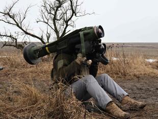 Russian strikes leave two Ukraine regions without power