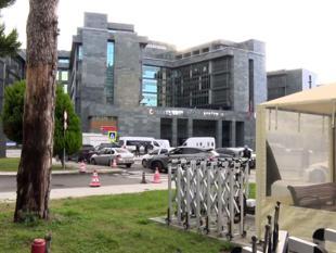 Prosecutor wounds judge in Istanbul courthouse shooting