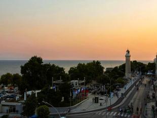 Athens targets Turkish property boom in border zones