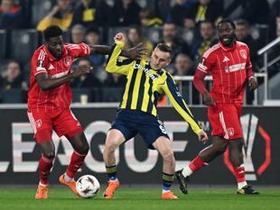 Injury-hit Fenerbahçe faces daunting test at Nottingham