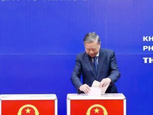 One-party Vietnam holds parliamentary election