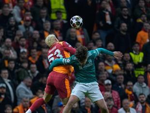 Galatasaray to defend slim lead at Anfield