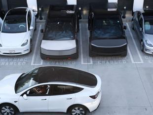 Tesla profits rose in the first quarter as car sales rebound