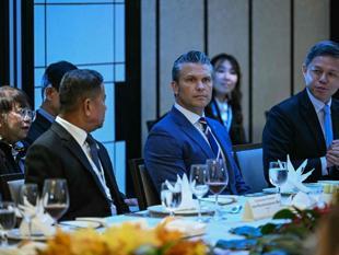 Pentagon chief says US seeks stable equilibrium with China in Asia