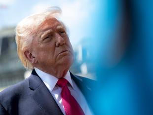 Trump signs AI order giving government access to powerful models