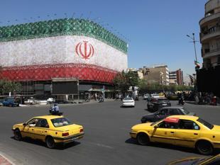 US and Iran reach deal to end war, reopen Hormuz