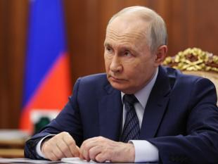 Putin hosts ASEAN leaders amid G7 pressure on Ukraine war