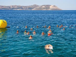 Swimmers trace route of peace across Mediterranean