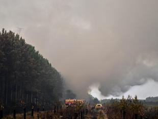 France, Spain fight wildfires ahead of fresh heatwave