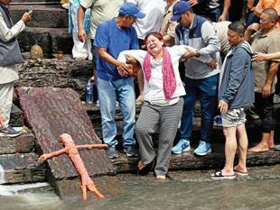 Funerals in Nepal for missing, a week after deadly floods
