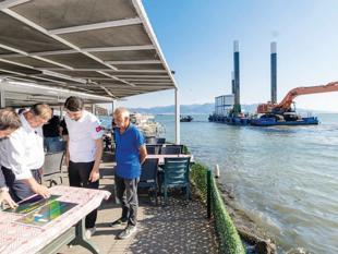 İzmir removes 1.5 million tons of mud from bay