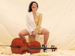 Cellist and singer Nesrine to perform in Izmir for first time