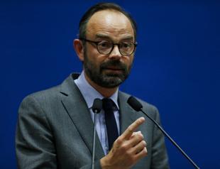 French PM defends 350,000-euro flight