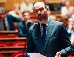 France to fine companies if gender pay gaps not erased