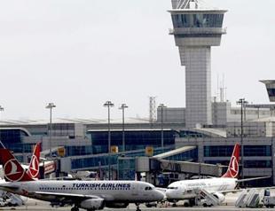 Turkey halts flights to northern Iraq, issues travel warning