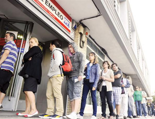 Standard & Poor’s cuts Spanish credit rating